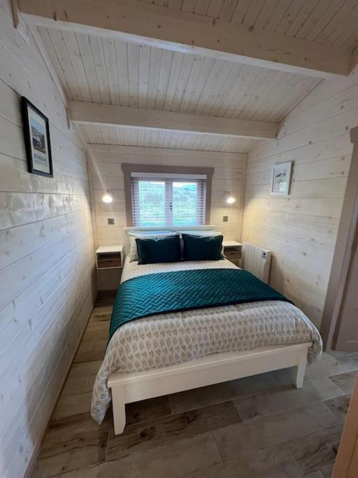 Dolmen Lodge. Donegal Town